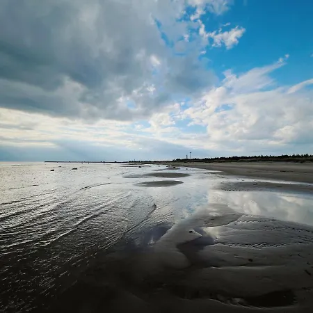 Marjaniemi - Rantasumppu 9 With Sauna Alpehytte