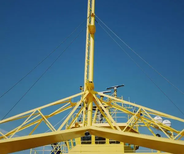 Marjaniemi - Rantasumppu 9 With Sauna Alpehytte